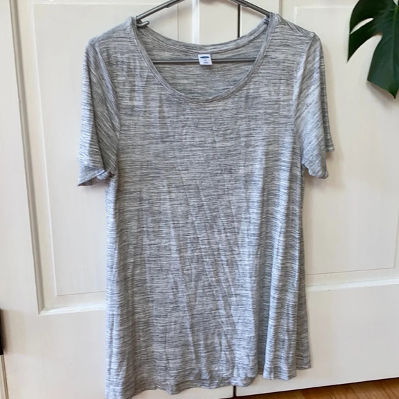 Old Navy Luxe Short Sleeve Top Space Dye Gray Grey Super Soft Tee Shirt Neutral - Picture 1 of 4